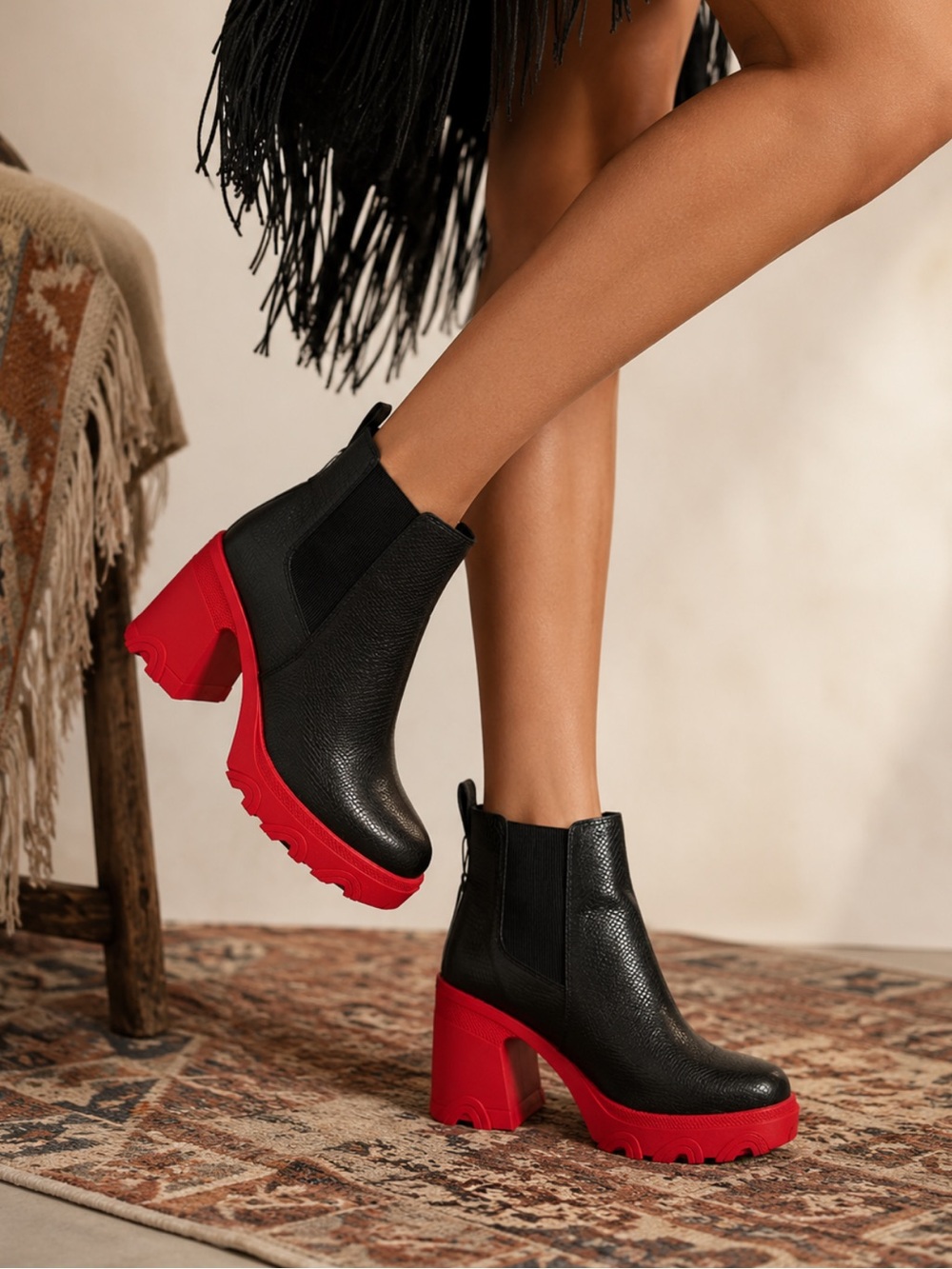 Sorel Black Red Platform Chelsea Booties Chunky Heel NWT Size 7.5